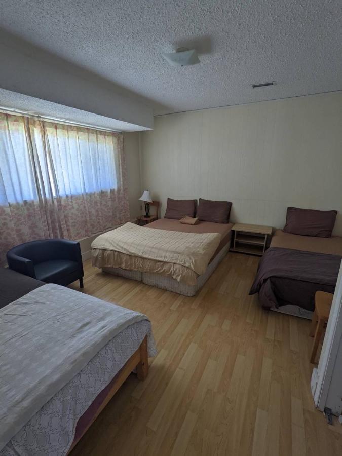 Vancouver Backpacker House - 10 Min Walk To Metrotown Skytrain Station Burnaby Eksteriør bilde