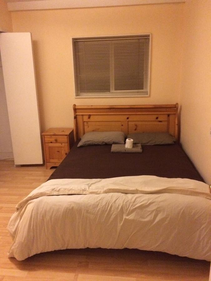 Vancouver Backpacker House - 10 Min Walk To Metrotown Skytrain Station Burnaby Eksteriør bilde